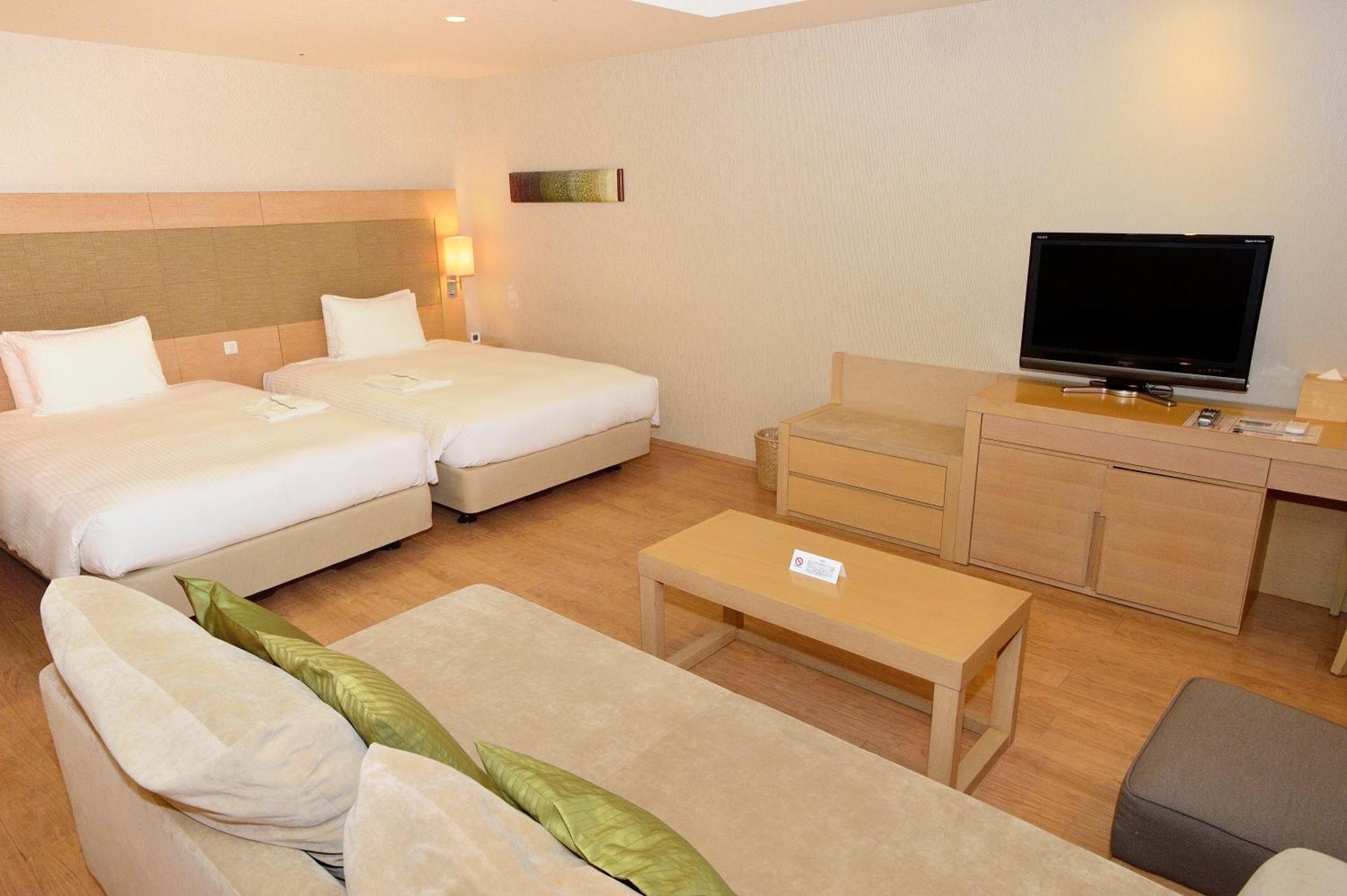 Moon Ocean Ginowan Hotel & Residence Okinawa Exterior foto