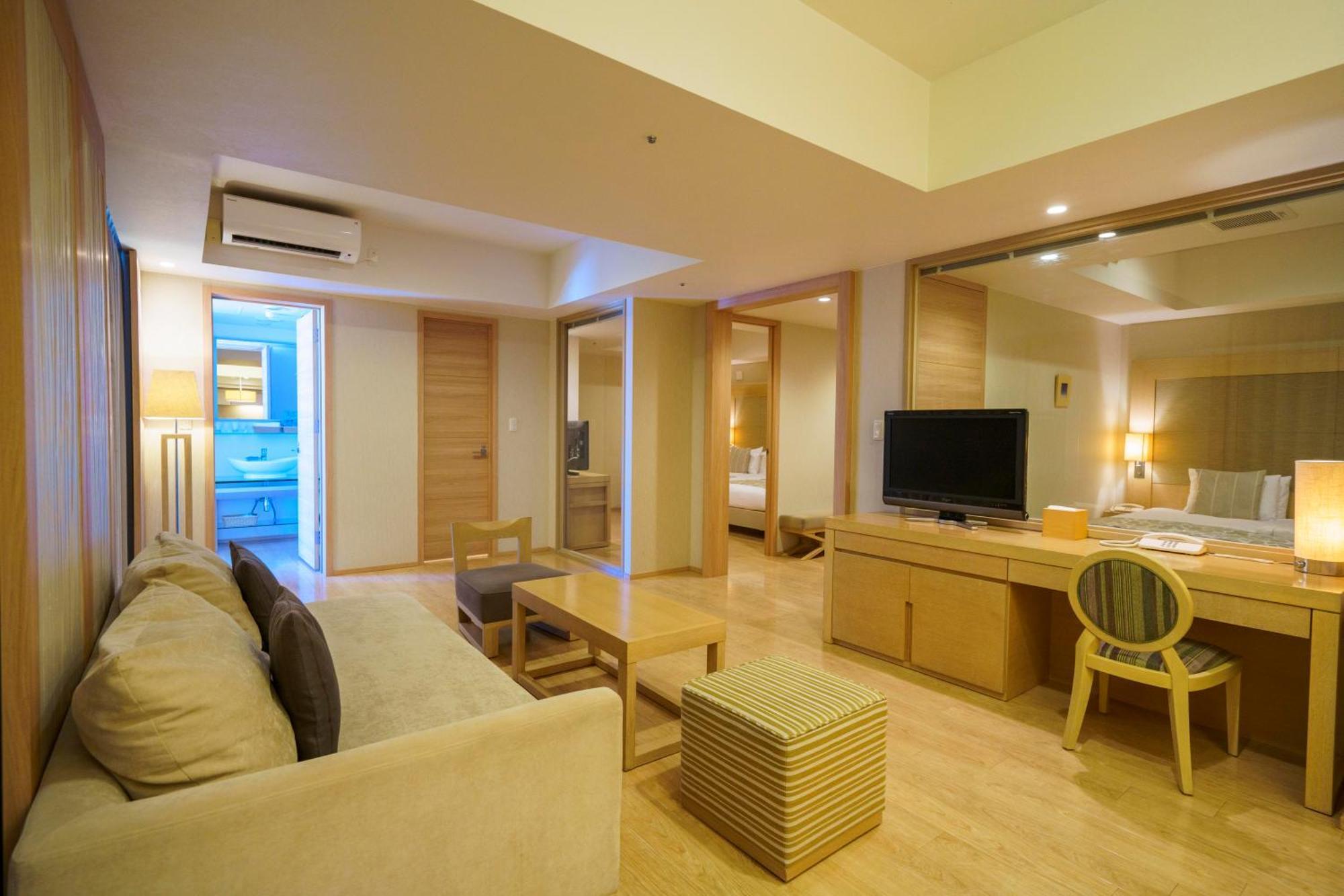 Moon Ocean Ginowan Hotel & Residence Okinawa Exterior foto
